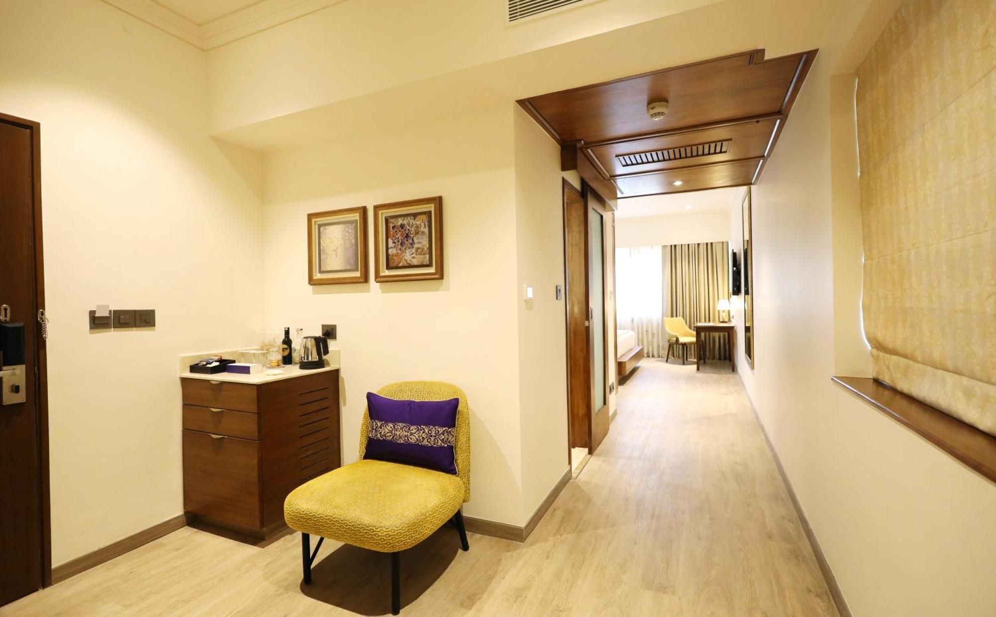Vivanta Bengaluru Residency Road Экстерьер фото