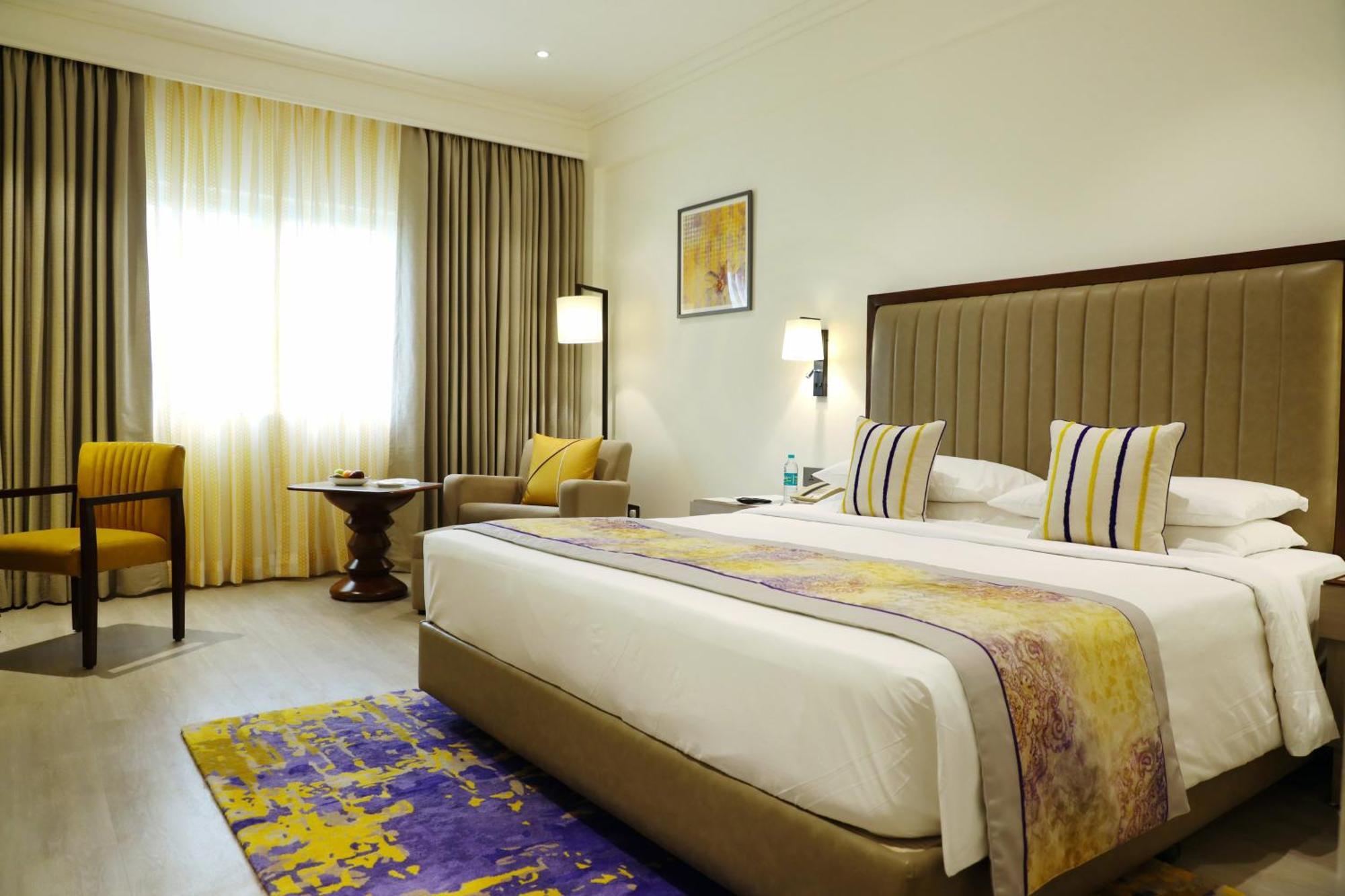 Vivanta Bengaluru Residency Road Экстерьер фото