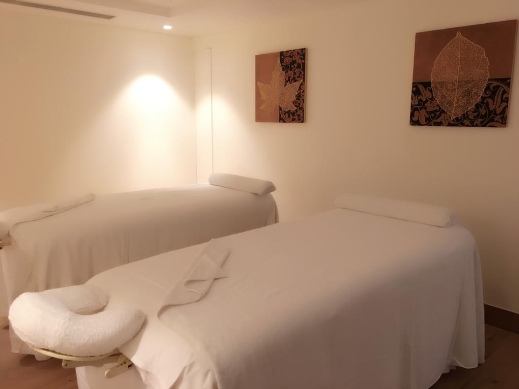 Vivanta Bengaluru Residency Road Экстерьер фото